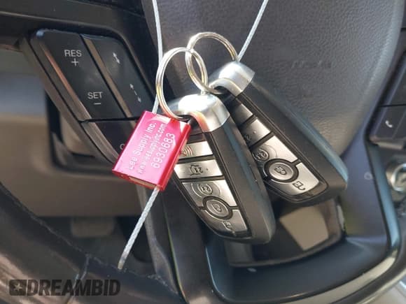 ✅ 2018 Ford Expedition Max Limited • VIN: 1FMJK1KT9JEA19626 • Lot: 41997852. Wystawiony na IAAI z przebiegiem 169 684 mil. Bezpłatny archiwum sprzedaży aukcyjnych z USA i szczegółowy raport historii pojazdu na DreamBid. Zdjęcie 11.