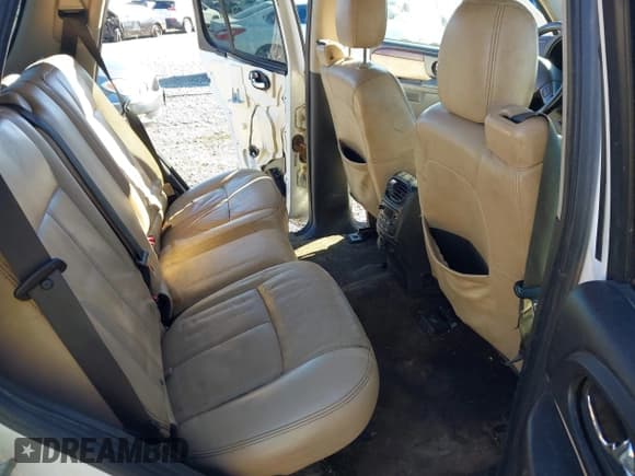 ✅ 2007 Saab 9-7X V8 • VIN: 5S3ET13M072802199 • Lot: 43670329. Wystawiony na IAAI z przebiegiem 279 566 mil. Bezpłatny archiwum sprzedaży aukcyjnych z USA i szczegółowy raport historii pojazdu na DreamBid. Zdjęcie 8.