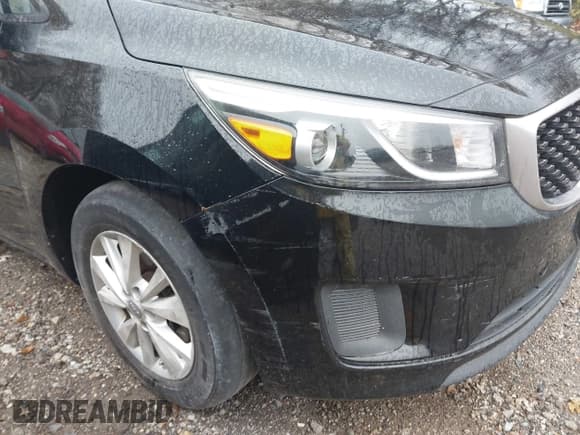 ✅ 2016 Kia Sedona LX • VIN: KNDMB5C17G6116784 • Lot: 43723174. Listed on IAAI with 113,881 mi. Free auction sales archive from the USA and detailed vehicle history report at DreamBid. Image 12.
