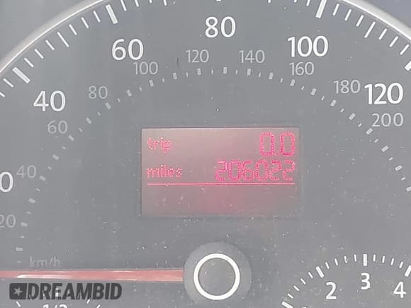 ✅ 2007 Volkswagen Beetle Triple White • VIN: 3VWFF31Y67M413348 • Lot: 42602329. Listed on IAAI with 206,022 mi. Free auction sales archive from the USA and detailed vehicle history report at DreamBid. Image 6.