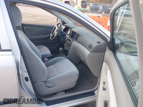 ✅ 2007 Toyota Corolla CE • VIN: 2T1BR32E37C822851 • Lot: 43659829. Listed on IAAI with 104,384 mi. Free auction sales archive from the USA and detailed vehicle history report at DreamBid. Image 5.
