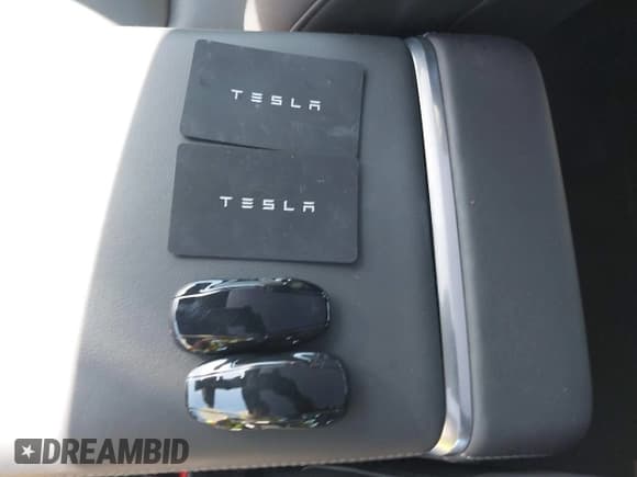 ✅ 2021 Tesla Model S Plaid • VIN: 5YJSA1E61MF435321 • Lot: 41832006. Listed on IAAI with 23,361 mi. Free auction sales archive from the USA and detailed vehicle history report at DreamBid. Image 11.