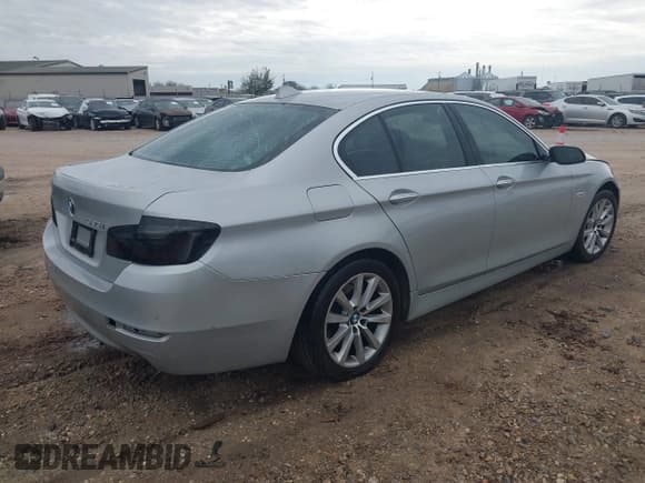 ✅ 2016 BMW 5 Series 535i • VIN: WBA5B1C53GG130558 • Lot: 43749784. Listed on IAAI with 180,059 mi. Free auction sales archive from the USA and detailed vehicle history report at DreamBid. Image 4.