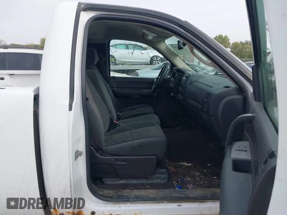 ✅ 2007 Chevrolet Silverado 1500 Work Truck • VIN: 1GCEK140X7Z585935 • Lot: 43342245. Listed on IAAI with 167,478 mi. Free auction sales archive from the USA and detailed vehicle history report at DreamBid. Image 5.