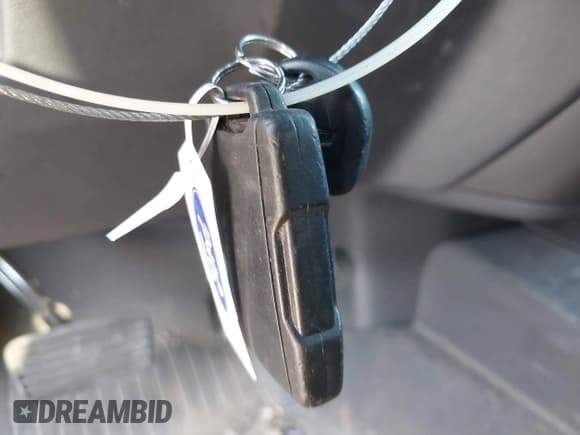 ✅ 2020 Chevrolet Silverado 1500 Custom Trail Boss • VIN: 3GCPYCEF3LG244943 • Lot: 43350455. Wystawiony na IAAI z przebiegiem 94 420 mil. Bezpłatny archiwum sprzedaży aukcyjnych z USA i szczegółowy raport historii pojazdu na DreamBid. Zdjęcie 11.