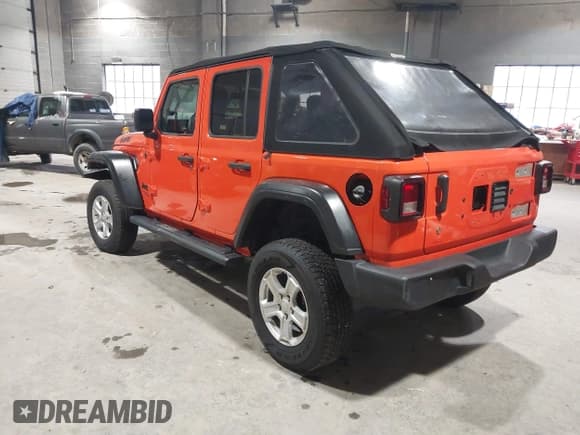 ✅ 2019 Jeep Wrangler Unlimited Sport • VIN: 1C4HJXDG6KW669468 • Lot: 41409883. Wystawiony na IAAI z przebiegiem 77 067 mil. Bezpłatny archiwum sprzedaży aukcyjnych z USA i szczegółowy raport historii pojazdu na DreamBid. Zdjęcie 3.