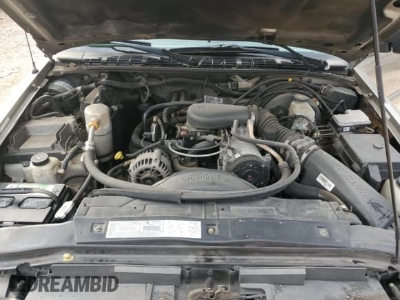 ✅ 2003 GMC Sonoma SLS • VIN: 1GTDT19X438288593 • Lot: 84070924. Listed on Copart with 146,524 mi. Free auction sales archive from the USA and detailed vehicle history report at DreamBid. Image 11.