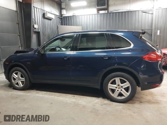 ✅ 2014 Porsche Cayenne Diesel • VIN: WP1AF2A23ELA45789 • Lot: 42568002. Wystawiony na IAAI z przebiegiem 115 266 mil. Bezpłatny archiwum sprzedaży aukcyjnych z USA i szczegółowy raport historii pojazdu na DreamBid. Zdjęcie 14.