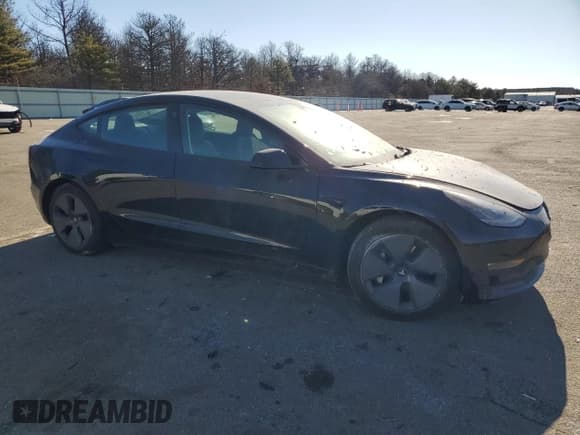 ✅ 2021 Tesla Model 3 Long Range • VIN: 5YJ3E1EB4MF877158 • Lot: 42163455. Wystawiony na Copart z przebiegiem 27 934 mil. Bezpłatny archiwum sprzedaży aukcyjnych z USA i szczegółowy raport historii pojazdu na DreamBid. Zdjęcie 4.
