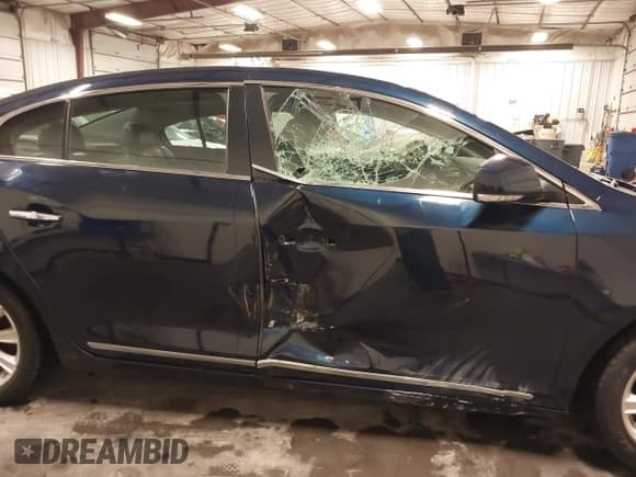 ✅ 2012 Buick LaCrosse Leather • VIN: 1G4GC5ER6CF327087 • Лот: 42275445. Опубликован ранее на IAAI с пробегом 127 581 миль. Бесплатный доступ к архиву аукционных продаж из США и подробный отчёт об истории автомобиля на DreamBid. Изображение 17.