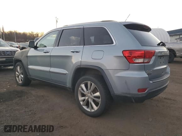 ✅ 2012 Jeep Grand Cherokee Laredo • VIN: 1C4RJFAG5CC297532 • Lot: 93630255. Wystawiony na Copart z przebiegiem 148 512 mil. Bezpłatny archiwum sprzedaży aukcyjnych z USA i szczegółowy raport historii pojazdu na DreamBid. Zdjęcie 2.