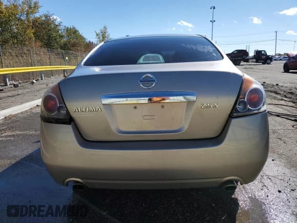 ✅ 2011 Nissan Altima S • VIN: 1N4AL2AP8BC148049 • Lot: 87227255. Wystawiony na Copart z przebiegiem Nie podano. Bezpłatny archiwum sprzedaży aukcyjnych z USA i szczegółowy raport historii pojazdu na DreamBid. Zdjęcie 6.