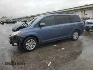 ✅ 2013 Toyota Sienna XLE • VIN: 5TDYK3DC9DS376508 • Lot: 90684945. Listed on Copart with 101,321 mi. Free auction sales archive from the USA and detailed vehicle history report at DreamBid. Image 1.