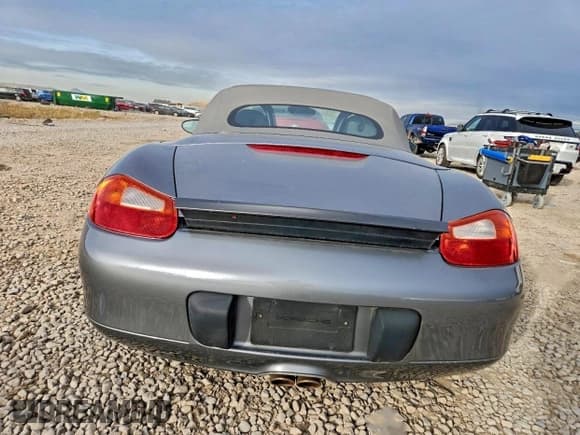 ✅ 2001 Porsche Boxster S • VIN: WP0CB29881U663130 • Lot: 93699555. Listed on Copart with 116,645 mi. Free auction sales archive from the USA and detailed vehicle history report at DreamBid. Image 6.