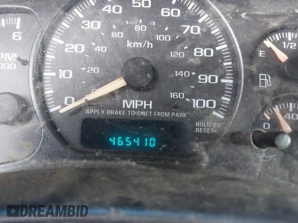 ✅ 2002 Chevrolet Suburban LS • VIN: 3GNEC16Z12G341471 • Лот: 41458266. Опубликован ранее на IAAI с пробегом 465 410 миль. Бесплатный доступ к архиву аукционных продаж из США и подробный отчёт об истории автомобиля на DreamBid. Изображение 7.