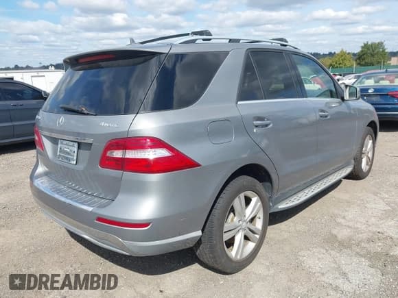 ✅ 2014 Mercedes-Benz M 350 • VIN: 4JGDA5HB4EA373654 • Lot: 43340740. Listed on IAAI with 123,043 mi. Free auction sales archive from the USA and detailed vehicle history report at DreamBid. Image 4.