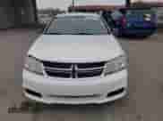 2014 Dodge Avenger SE z VIN 1C3CDZAB5EN126228, wystawiony jako Copart lot #68994234 z przebiegiem 125 437 mil mil oraz Szkoda całkowita • Salvage title. Historia ofert i sprzedaży dostępna na DreamBid. Obrazek 5.