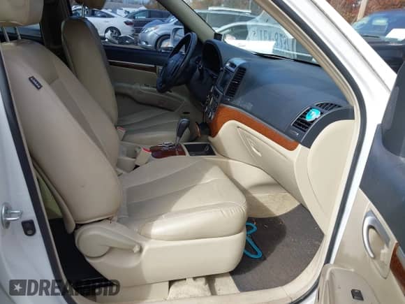 2009 Hyundai Santa Fe Limited с VIN 5NMSH13E09H301296, выставлен на аукционе IAAI как лот 43612215 с пробегом 132 834 миль миль и . История ставок и продаж доступна на DreamBid. Изображение 5.