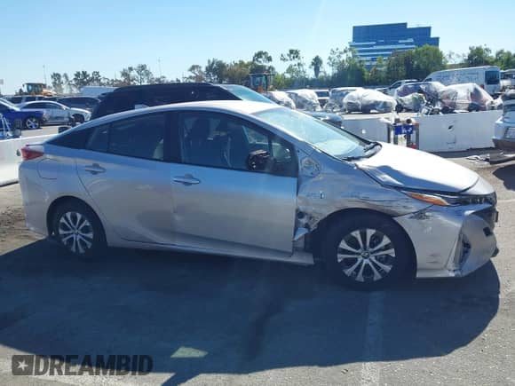 2021 Toyota Prius LE с VIN JTDKAMFP6M3178419, выставлен на аукционе IAAI как лот 43593089 с пробегом 33 744 миль миль и . История ставок и продаж доступна на DreamBid. Изображение 12.