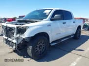 ✅ 2013 Toyota Tundra • VIN: 5TFEY5F19DX137933 • Лот: 41802479. Опубликован ранее на IAAI с пробегом 180 860 миль. Бесплатный доступ к архиву аукционных продаж из США и подробный отчёт об истории автомобиля на DreamBid. Изображение 2.