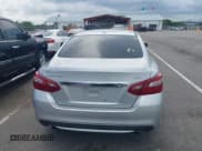 ✅ 2018 Nissan Altima SR • VIN: 1N4AL3AP6JC209306 • Lot: 42813269. Wystawiony na IAAI z przebiegiem 123 617 mil. Bezpłatny archiwum sprzedaży aukcyjnych z USA i szczegółowy raport historii pojazdu na DreamBid. Zdjęcie 16.