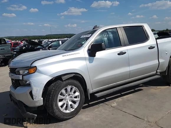 ✅ 2022 Chevrolet Silverado 1500 Custom • VIN: 1GCPWBEK7NZ230995 • Лот: 80753555. Опубликован ранее на Copart с пробегом 93 891 миль. Бесплатный доступ к архиву аукционных продаж из США и подробный отчёт об истории автомобиля на DreamBid. Изображение 13.