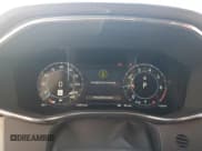 ✅ 2024 Jaguar F-Pace R-Dynamic S • VIN: SADCT2EX8RA724617 • Lot: 47184545. Wystawiony na Copart z przebiegiem 3 404 mil. Bezpłatny archiwum sprzedaży aukcyjnych z USA i szczegółowy raport historii pojazdu na DreamBid. Zdjęcie 9.