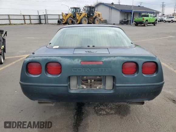 ✅ 1993 Chevrolet Corvette • VIN: 1G1YY23P9P5100135 • Лот: 93556655. Опубликован ранее на Copart с пробегом 136 435 миль. Бесплатный доступ к архиву аукционных продаж из США и подробный отчёт об истории автомобиля на DreamBid. Изображение 6.