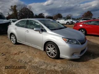 ✅ 2010 Lexus HS 250h • VIN: JTHBB1BAXA2015091 • Лот: 81994734. Опубликован ранее на Copart с пробегом 333 784 миль. Бесплатный доступ к архиву аукционных продаж из США и подробный отчёт об истории автомобиля на DreamBid. Изображение 4.