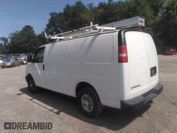 ✅ 2019 Chevrolet Express Cargo • VIN: 1GCWGAFPXK1240332 • Lot: 42846352. Listed on IAAI with 99,506 mi. Free auction sales archive from the USA and detailed vehicle history report at DreamBid. Image 3.