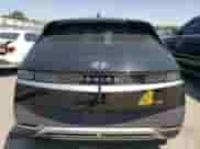 2024 Hyundai Ioniq 5 SE z VIN KM8KMDDFXRU253749, wystawiony jako Copart lot #60936974 z przebiegiem 6 184 mil mil oraz Czysty tytuł • Clean title. Historia ofert i sprzedaży dostępna na DreamBid. Obrazek 6.