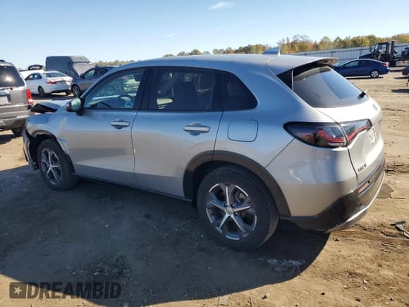 ✅ 2023 Honda HR-V EX-L • VIN: 3CZRZ2H7XPM729649 • Лот: 87460705. Опубликован ранее на Copart с пробегом 16 884 миль. Бесплатный доступ к архиву аукционных продаж из США и подробный отчёт об истории автомобиля на DreamBid. Изображение 2.
