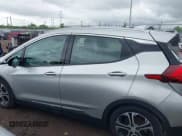 ✅ 2017 Chevrolet Bolt EV Premier • VIN: 1G1FX6S02H4181475 • Lot: 42233844. Wystawiony na IAAI z przebiegiem 35 758 mil. Bezpłatny archiwum sprzedaży aukcyjnych z USA i szczegółowy raport historii pojazdu na DreamBid. Zdjęcie 14.