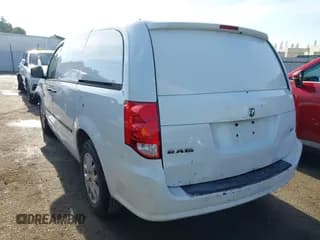 ✅ 2014 Ram Cargo Van Tradesman • VIN: 2C4JRGAG9ER468126 • Lot: 43642561. Wystawiony na IAAI z przebiegiem 161 672 mil. Bezpłatny archiwum sprzedaży aukcyjnych z USA i szczegółowy raport historii pojazdu na DreamBid. Zdjęcie 3.