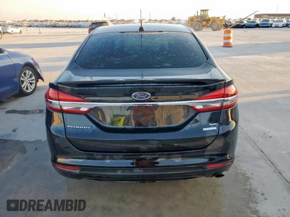 ✅ 2018 Ford Fusion SE • VIN: 3FA6P0HD0JR183615 • Lot: 86271085. Listed on Copart with 130,585 mi. Free auction sales archive from the USA and detailed vehicle history report at DreamBid. Image 6.