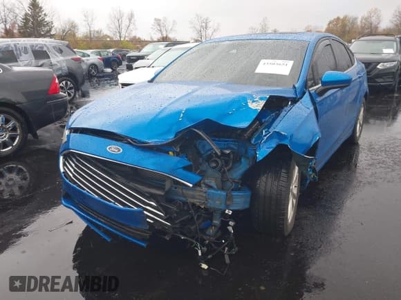 ✅ 2020 Ford Fusion SE • VIN: 3FA6P0HD2LR125024 • Lot: 43503651. Wystawiony na IAAI z przebiegiem 72 278 mil. Bezpłatny archiwum sprzedaży aukcyjnych z USA i szczegółowy raport historii pojazdu na DreamBid. Zdjęcie 6.
