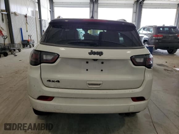 ✅ 2022 Jeep Compass Limited • VIN: 3C4NJDCB3NT189499 • Лот: 71844645. Опубликован ранее на Copart с пробегом 97 771 миль. Бесплатный доступ к архиву аукционных продаж из США и подробный отчёт об истории автомобиля на DreamBid. Изображение 6.