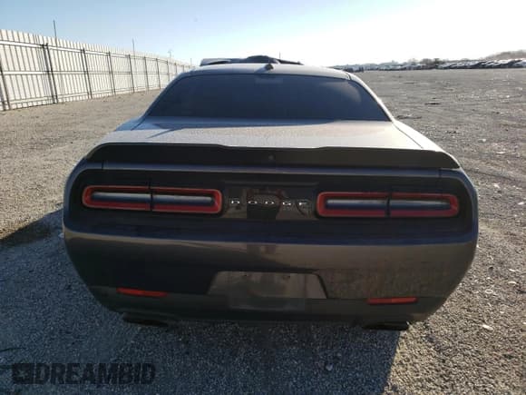 ✅ 2021 Dodge Challenger R/T Scat Pack • VIN: 2C3CDZFJ3MH603133 • Lot: 43316354. Wystawiony na Copart z przebiegiem 26 507 mil. Bezpłatny archiwum sprzedaży aukcyjnych z USA i szczegółowy raport historii pojazdu na DreamBid. Zdjęcie 6.