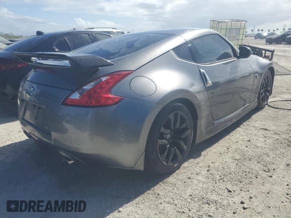 ✅ 2017 Nissan 370Z Touring • VIN: JN1AZ4EH2HM953543 • Лот: 76485934. Опубликован ранее на Copart с пробегом 72 194 миль. Бесплатный доступ к архиву аукционных продаж из США и подробный отчёт об истории автомобиля на DreamBid. Изображение 3.