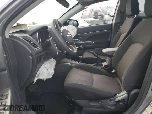 2019 Mitsubishi Outlander ES with VIN JA4AP3AU3KU033311, listed as a Copart auction lot 84254715 with Not provided miles and Salvage title. Bid and sale history available at DreamBid. Image 7.