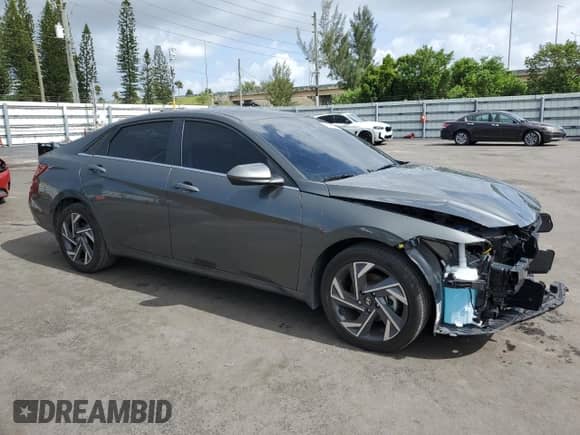 2025 Hyundai Elantra SEL Convenience с VIN KMHLS4DG8SU965251, выставлен на аукционе Copart как лот 63420425 с пробегом 4 363 миль миль и Списание • Salvage title. История ставок и продаж доступна на DreamBid. Изображение 4.