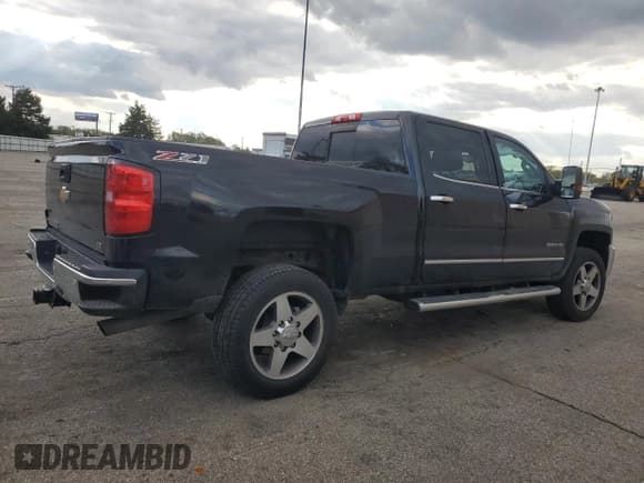 ✅ 2017 Chevrolet Silverado 2500HD LTZ • VIN: 1GC1KWEG1HF100477 • Lot: 91002955. Listed on Copart with 140,086 mi. Free auction sales archive from the USA and detailed vehicle history report at DreamBid. Image 3.