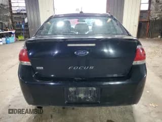 ✅ 2010 Ford Focus SES • VIN: 1FAHP3GN9AW120269 • Lot: 91520915. Wystawiony na Copart z przebiegiem 177 657 mil. Bezpłatny archiwum sprzedaży aukcyjnych z USA i szczegółowy raport historii pojazdu na DreamBid. Zdjęcie 6.