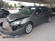 ✅ 2019 Nissan Sentra SV • VIN: 3N1AB7AP3KY354657 • Lot: 43641768. Wystawiony na IAAI z przebiegiem 98 224 mil. Bezpłatny archiwum sprzedaży aukcyjnych z USA i szczegółowy raport historii pojazdu na DreamBid. Zdjęcie 18.
