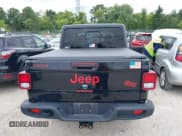 ✅ 2021 Jeep Gladiator Willys • VIN: 1C6HJTAG0ML516979 • Lot: 43029169. Listed on IAAI with 185,153 mi. Free auction sales archive from the USA and detailed vehicle history report at DreamBid. Image 16.