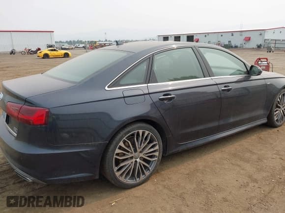 ✅ 2016 Audi A6 Premium Plus • VIN: WAUGFAFC4GN077095 • Lot: 43138843. Listed on IAAI with 112,467 mi. Free auction sales archive from the USA and detailed vehicle history report at DreamBid. Image 4.