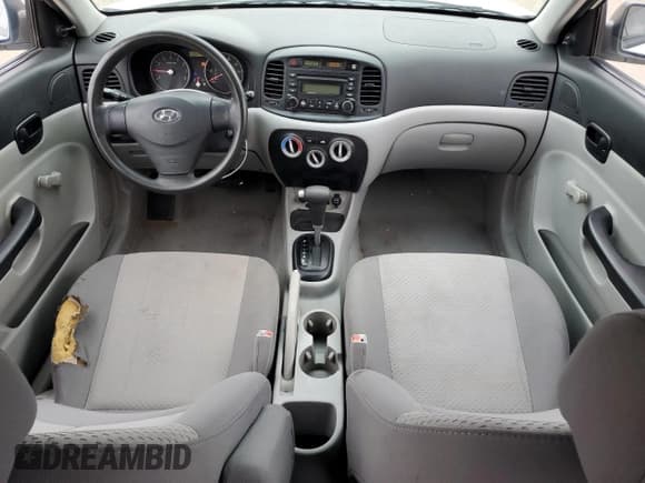 ✅ 2007 Hyundai Accent GS • VIN: KMHCM36C17U050148 • Лот: 79768314. Опубликован ранее на Copart с пробегом 242 191 миль. Бесплатный доступ к архиву аукционных продаж из США и подробный отчёт об истории автомобиля на DreamBid. Изображение 8.