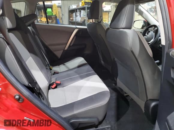 ✅ 2013 Toyota RAV4 XLE • VIN: JTMRFREV0D5020921 • Лот: 87399125. Опубликован ранее на Copart с пробегом 134 869 миль. Бесплатный доступ к архиву аукционных продаж из США и подробный отчёт об истории автомобиля на DreamBid. Изображение 11.