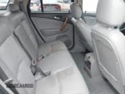 ✅ 2006 Saturn VUE • VIN: 5GZCZ63406S814777 • Lot: 41553242. Wystawiony na IAAI z przebiegiem 236 037 mil. Bezpłatny archiwum sprzedaży aukcyjnych z USA i szczegółowy raport historii pojazdu na DreamBid. Zdjęcie 8.