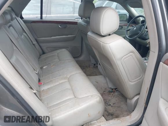 ✅ 2006 Cadillac DTS 1SC • VIN: 1G6KD57Y76U244707 • Lot: 42445115. Listed on IAAI with 189,119 mi. Free auction sales archive from the USA and detailed vehicle history report at DreamBid. Image 8.